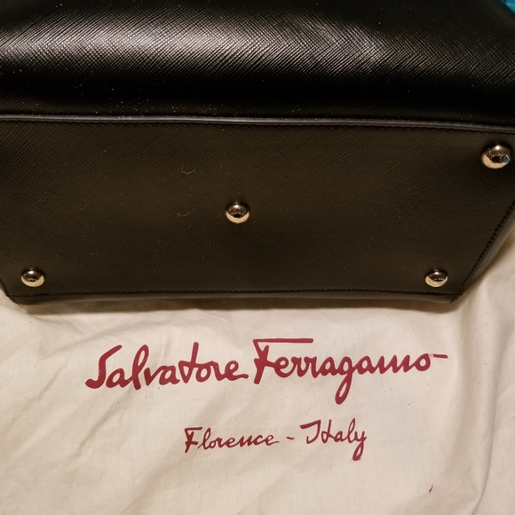 Salvatore Ferragamo Black Bow Tote Bag - Picture 5 of 8